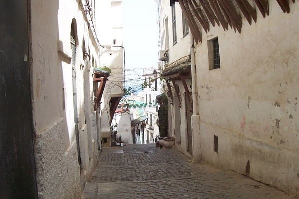 Photo de Casbah d’Alger : Près de 1500 familles occupent 120 bâtisses classées « rouge »