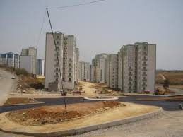 Photo de Logements AADL à Baba Hassen (Alger) : Belaribi rassure les contestataires du retard