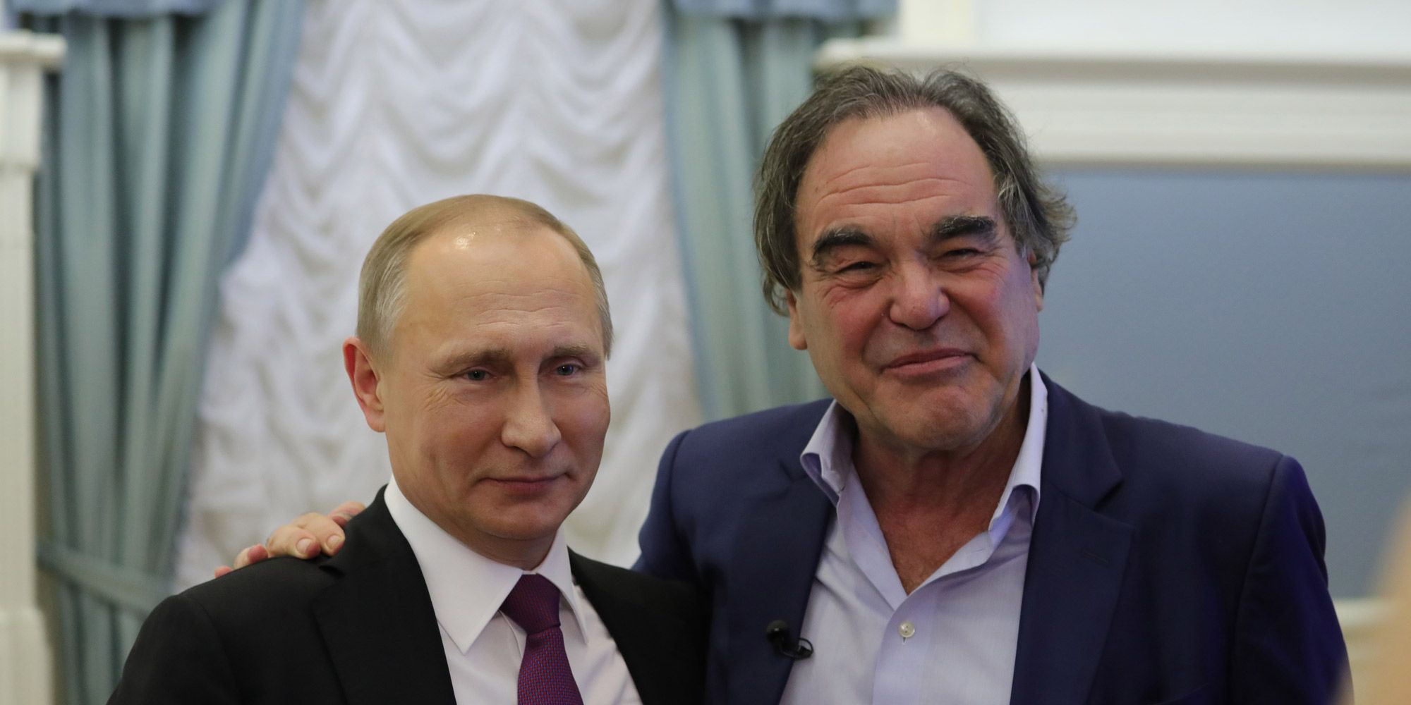 Photo de Oliver Stone qualifie Poutine de « grand leader »