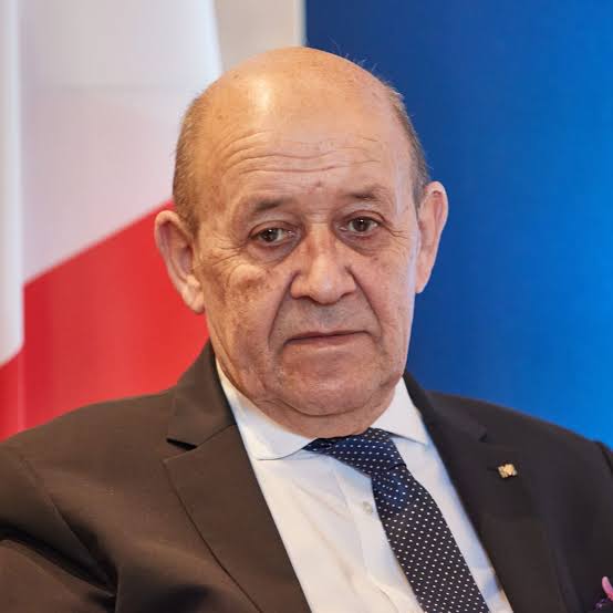 Photo de Le Drian revisite le Liban