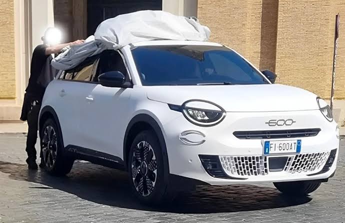 Photo de Salon automobile d’Oran : Une première pour la Fiat 600e sur le sol algérien